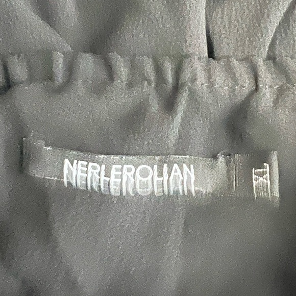 Nerlerolian Black Dress - Picture 3 of 4